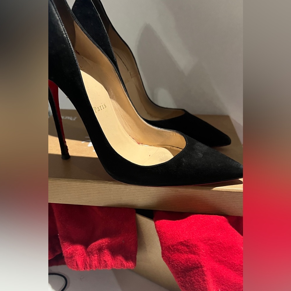 Black Suede So Kate